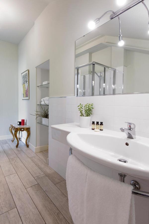 Villa Maria Boutique Apartments 카노비오 외부 사진