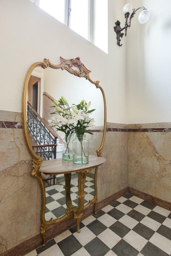 Villa Maria Boutique Apartments 카노비오 외부 사진